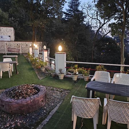 Aura Stays By Mm Hotel Mussoorie Exteriör bild