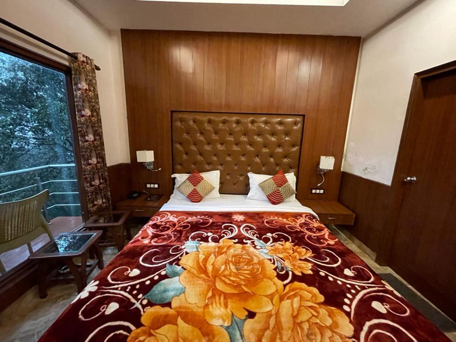 Aura Stays By Mm Hotel Mussoorie Exteriör bild
