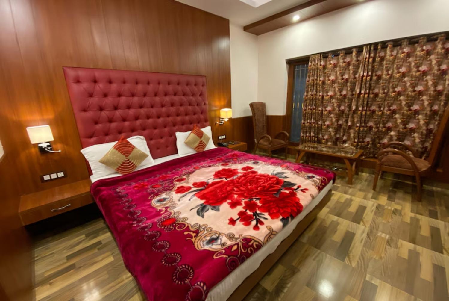 Aura Stays By Mm Hotel Mussoorie Exteriör bild