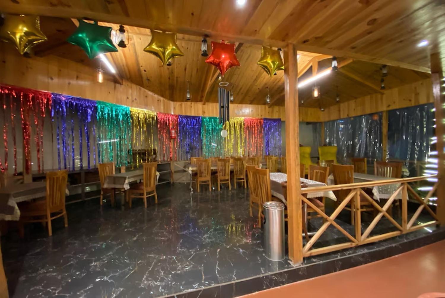 Aura Stays By Mm Hotel Mussoorie Exteriör bild