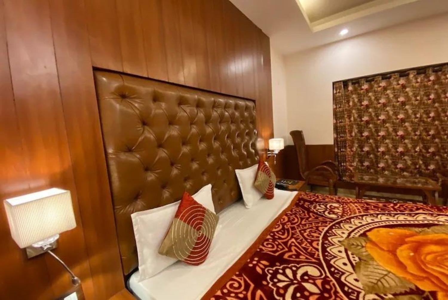 Aura Stays By Mm Hotel Mussoorie Exteriör bild