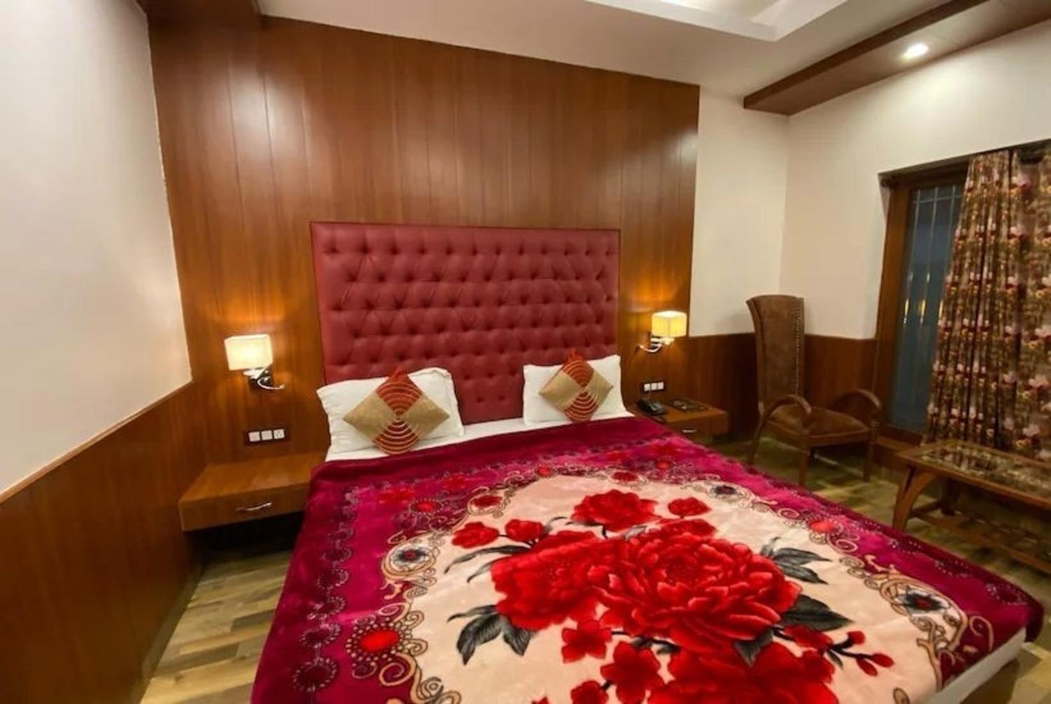 Aura Stays By Mm Hotel Mussoorie Exteriör bild