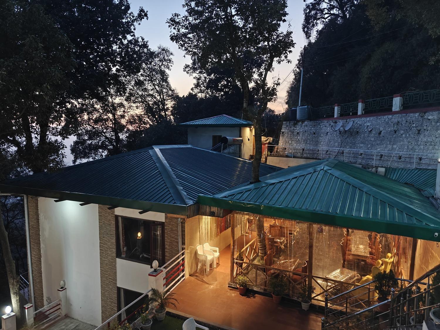 Aura Stays By Mm Hotel Mussoorie Exteriör bild