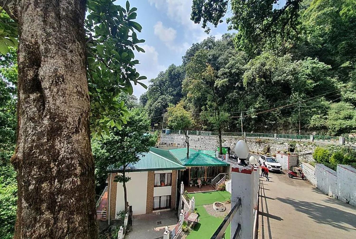 Aura Stays By Mm Hotel Mussoorie Exteriör bild